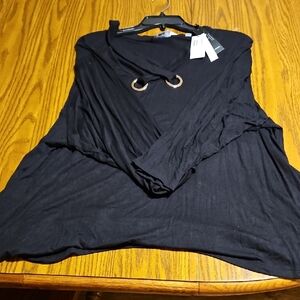 Tahari Black Women's Top 3x Woman